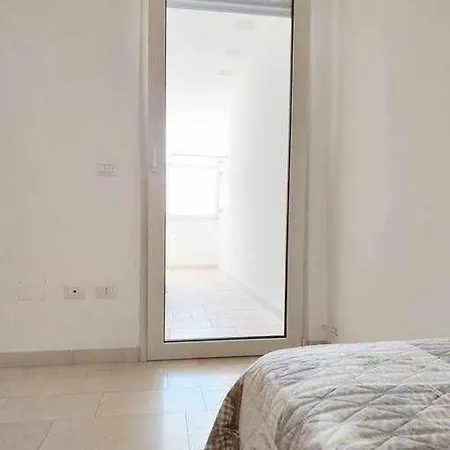 Quadrilocale Dafne In Centro Citta In Salento * توري سان جيوفاني أوغينتو