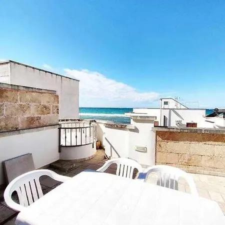 Quadrilocale Dafne In Centro Citta In Salento *