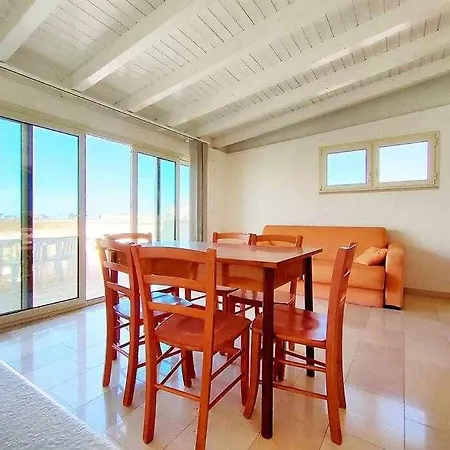 Quadrilocale Dafne In Centro Citta In Salento شقة توري سان جيوفاني أوغينتو