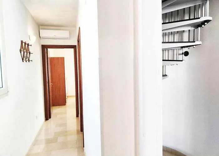 Quadrilocale Dafne In Centro Citta In Salento * توري سان جيوفاني أوغينتو