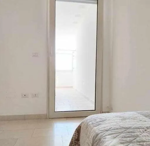 Quadrilocale Dafne In Centro Citta In Salento * توري سان جيوفاني أوغينتو