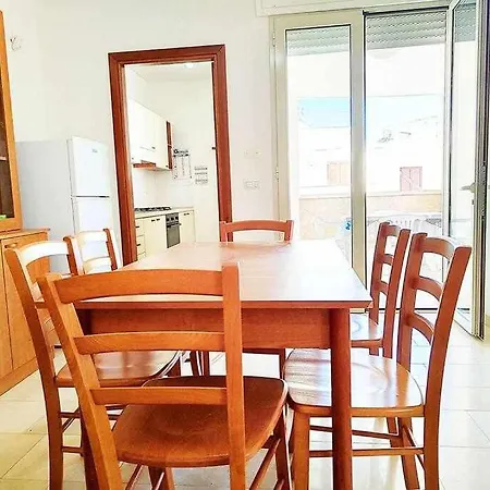 Appartamento Quadrilocale Dafne In Centro In Salento