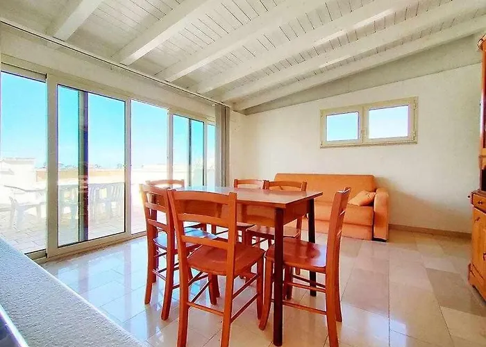 Quadrilocale Dafne In Centro Citta In Salento Διαμέρισμα Torre San Giovanni Ugento
